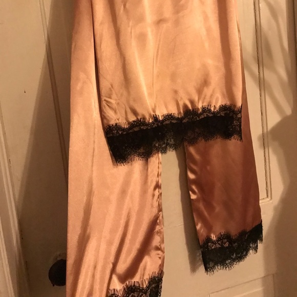 NWOT, 1 set, Intimate/ sleepwear - Picture 3 of 12